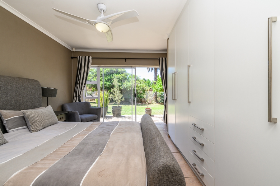 To Let 5 Bedroom Property for Rent in Summerstrand Eastern Cape
